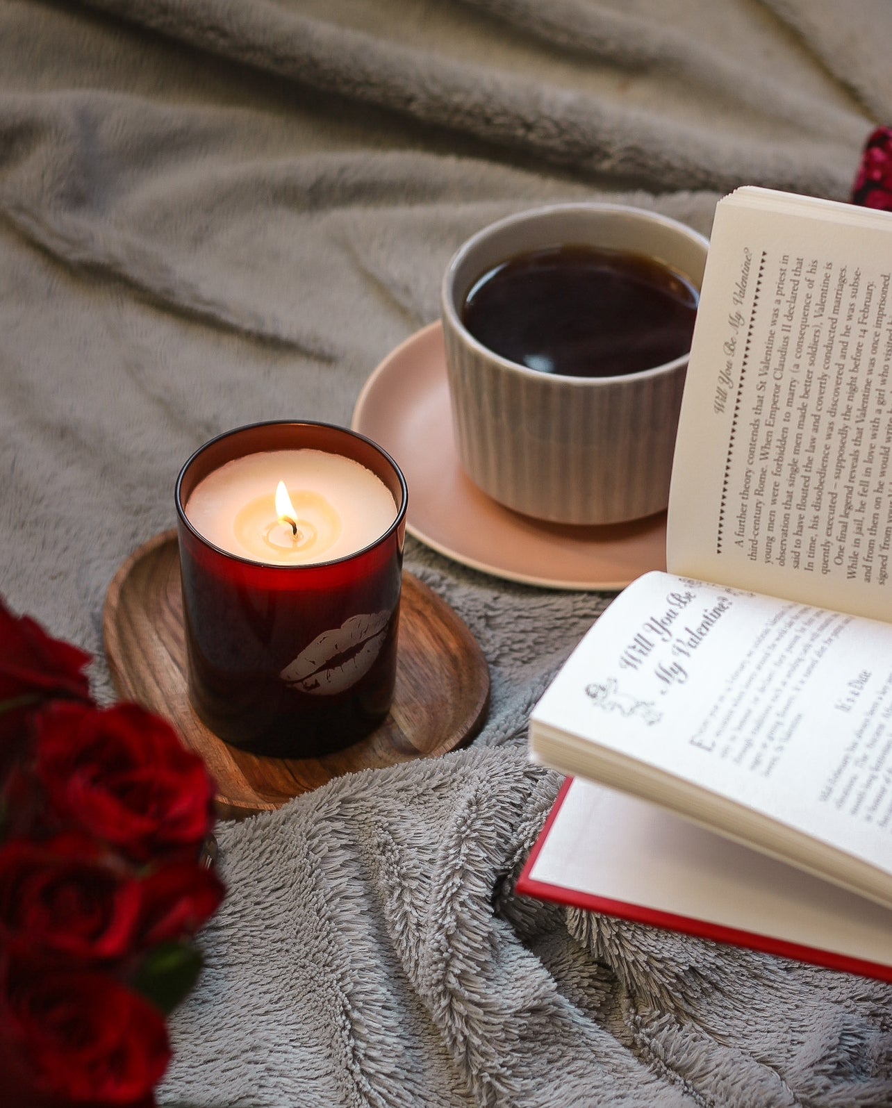Red valentines candle 