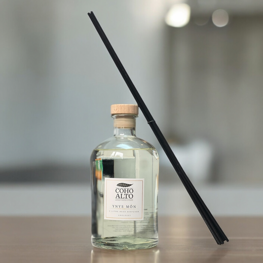 1litre Reed diffuser with long reeds in bottle Ynys Mon 